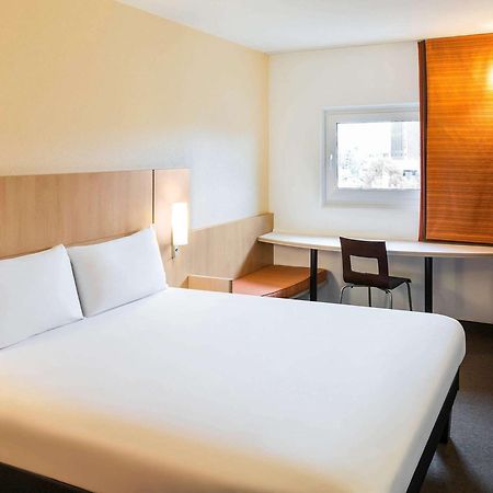 Ibis Leeds Centre Marlborough Street Hotel Exterior foto