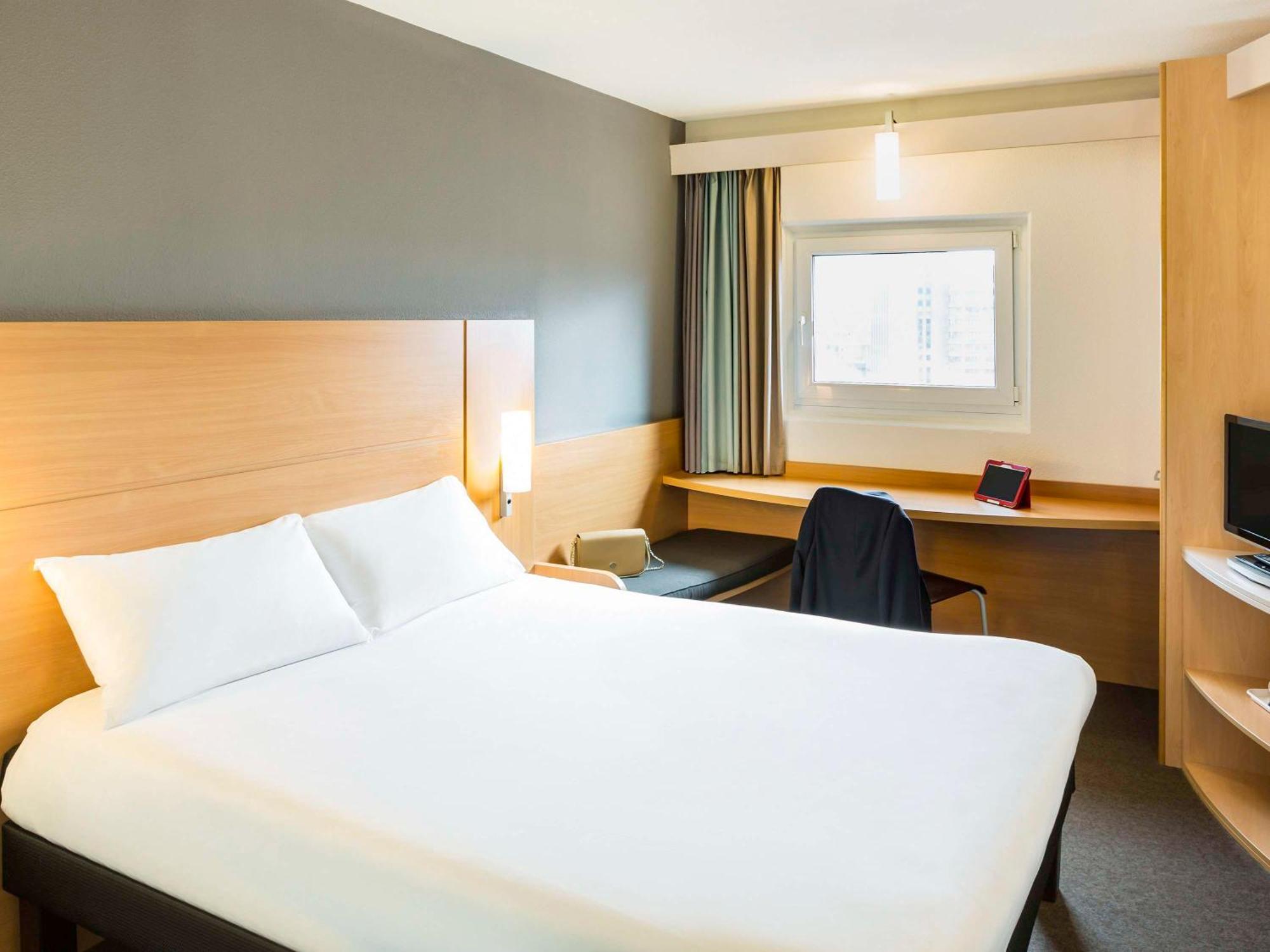 Ibis Leeds Centre Marlborough Street Hotel Exterior foto