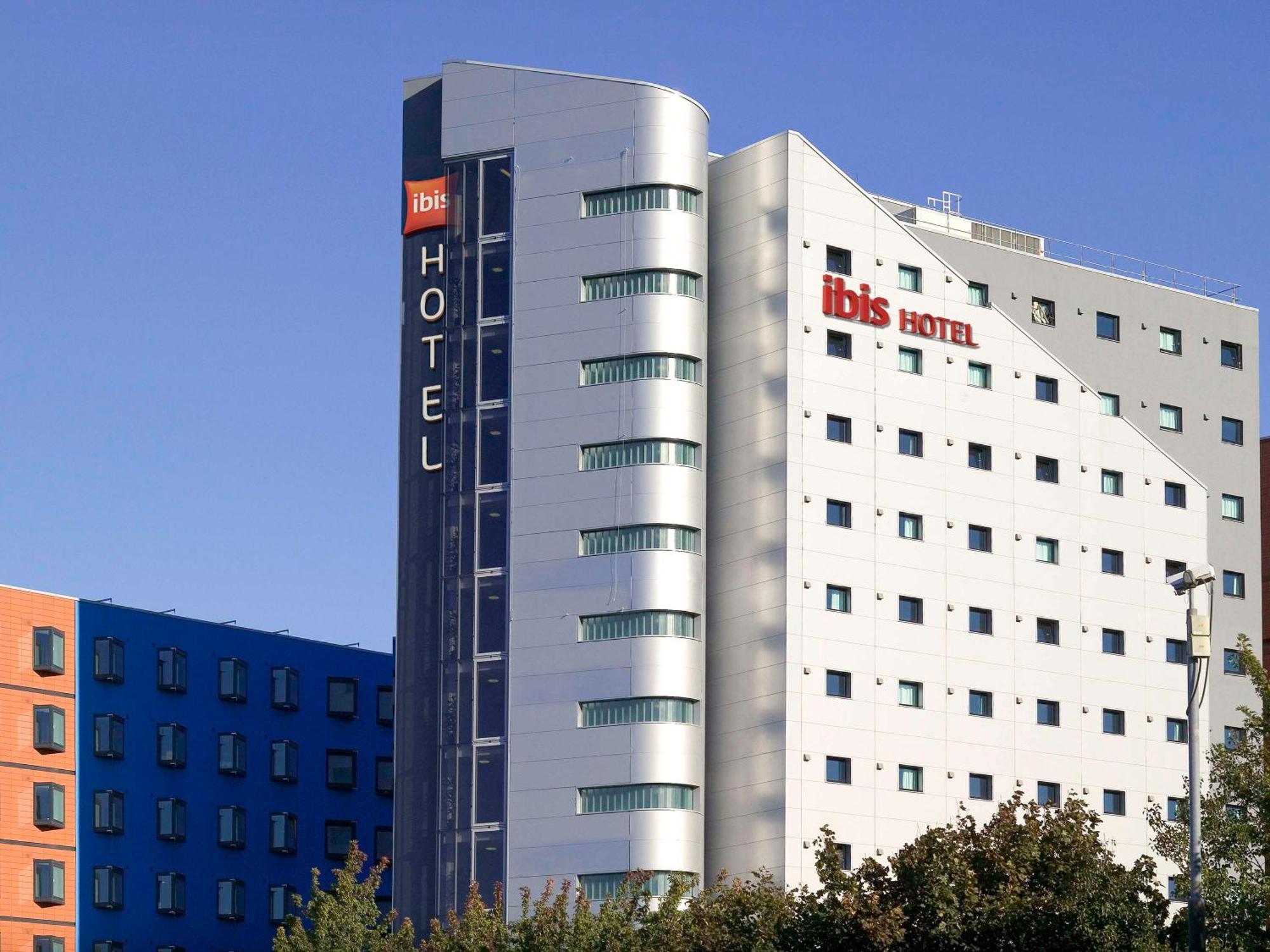Ibis Leeds Centre Marlborough Street Hotel Exterior foto