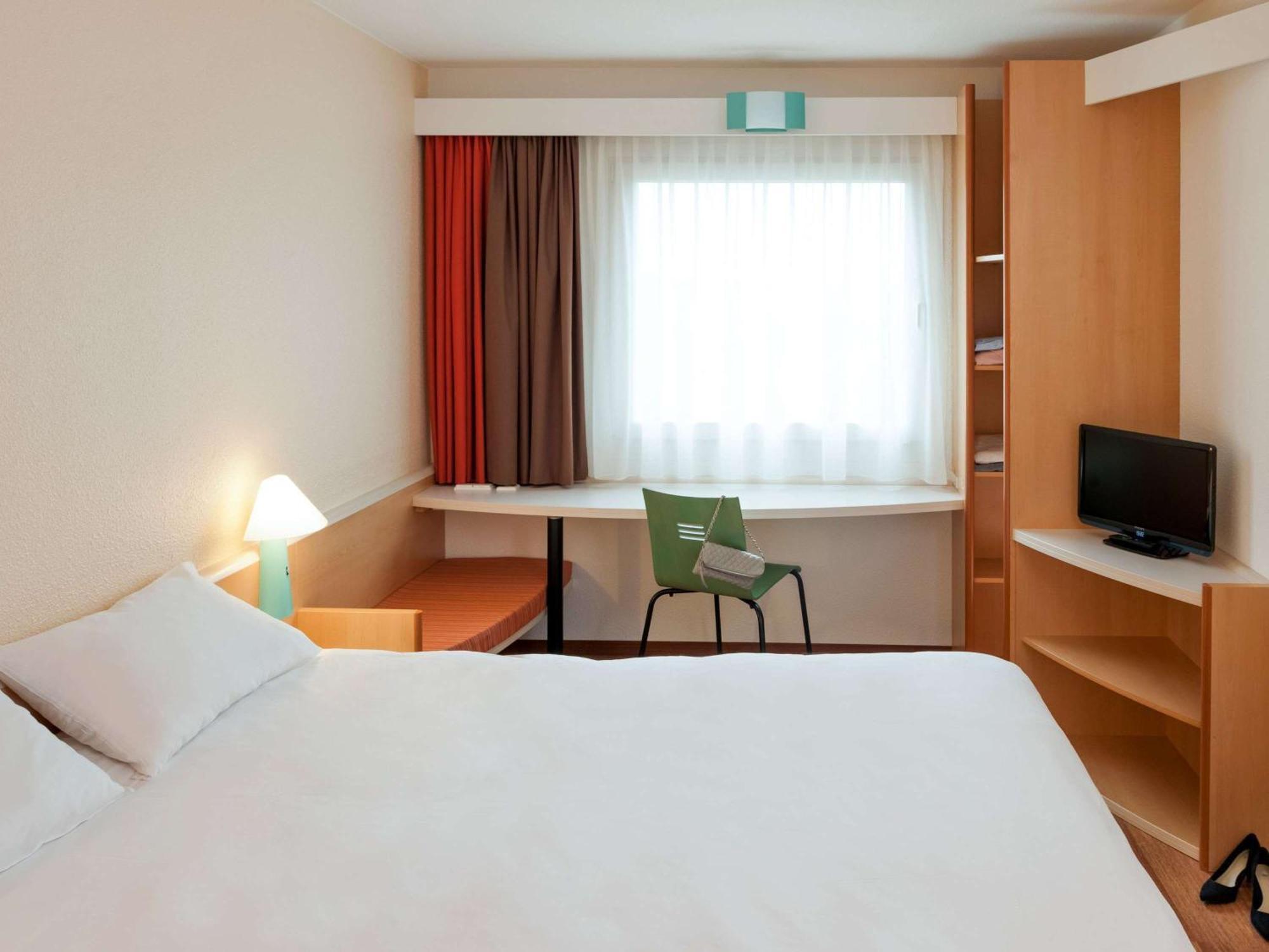 Ibis Leeds Centre Marlborough Street Hotel Exterior foto
