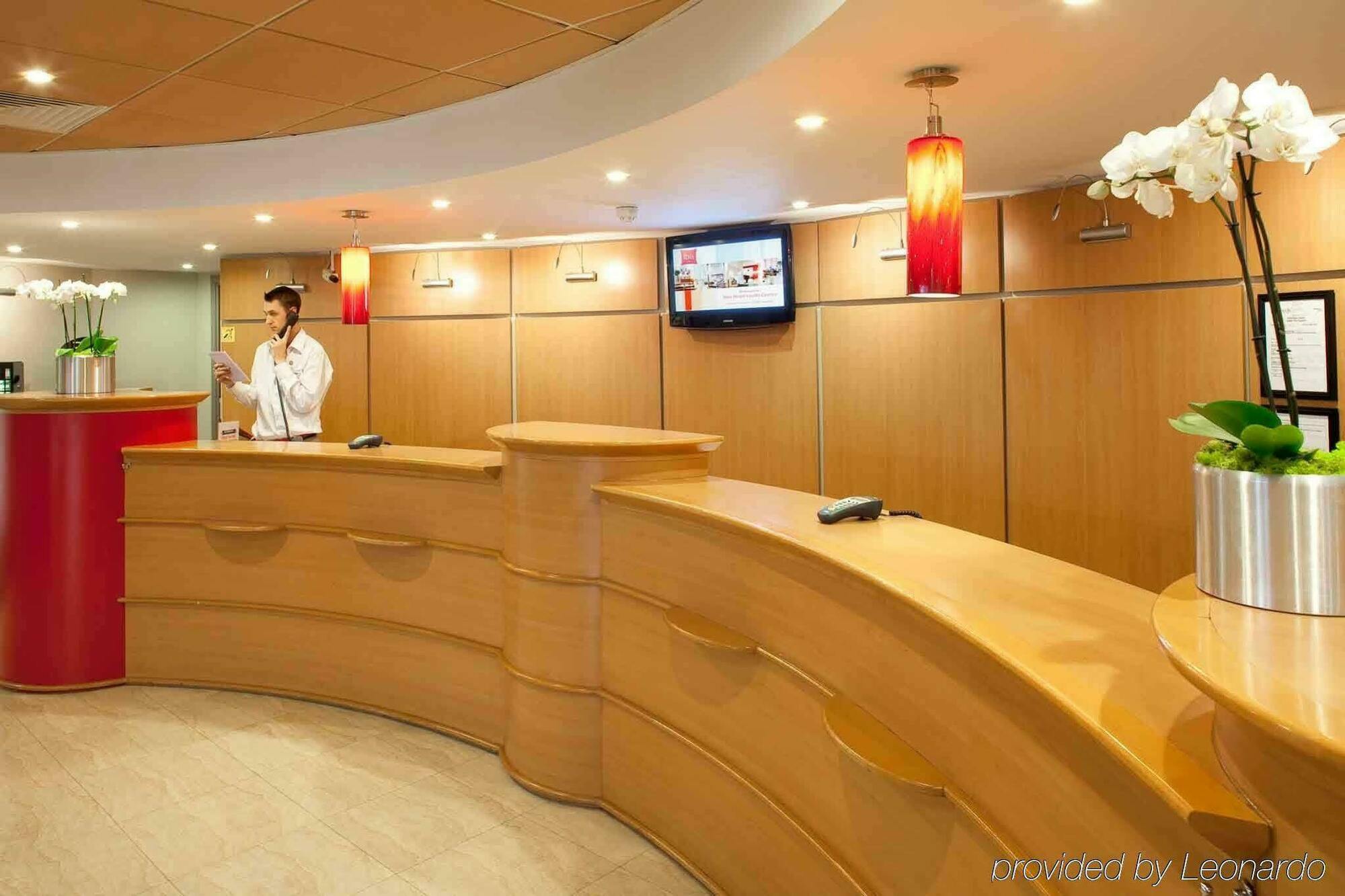 Ibis Leeds Centre Marlborough Street Hotel Exterior foto