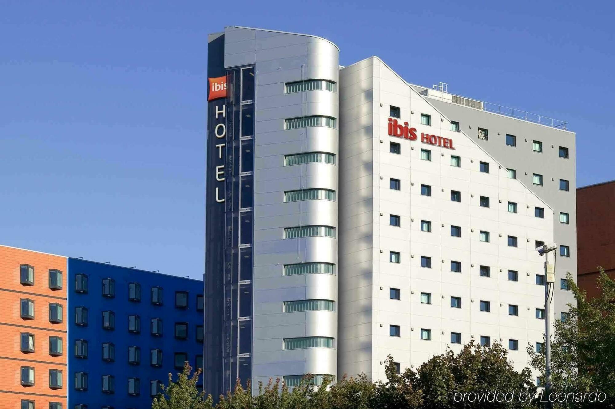 Ibis Leeds Centre Marlborough Street Hotel Exterior foto